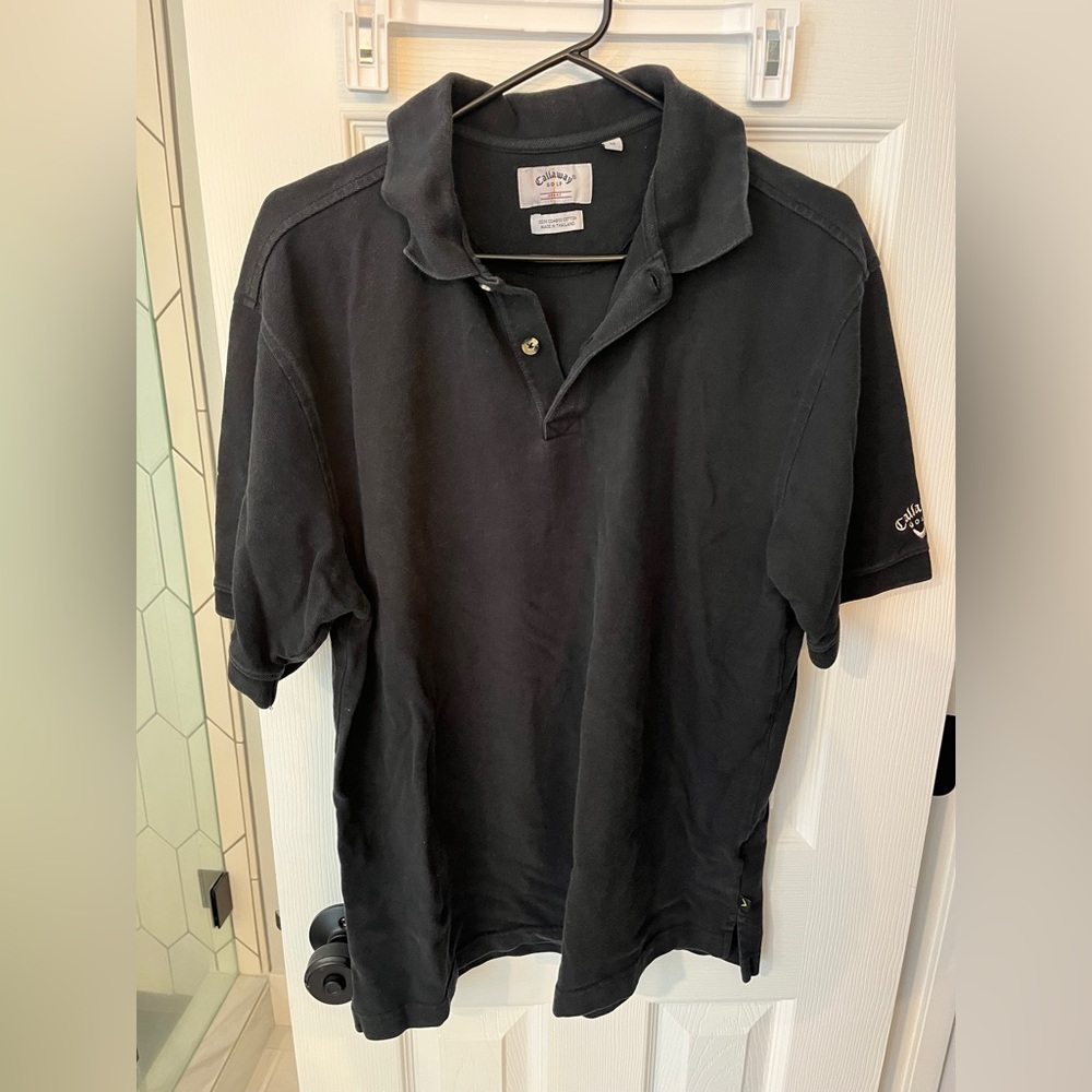 Men’s size medium black short sleeved collared Callaway polo